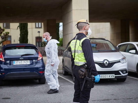 April 19, 2020, Pamplona, Navarra, SPAIN: Soldiers from the military emergency unit UME disinfect the residence of the elderly AMMA Oblates during the confinement marked by the State of Alarm decreed by the Government of Spain on the occasion of the coronavirus COVID-19 . In Pamplona, Spain, on April 19, 2020 Pamplona SPAIN - ZUMAa181 20200419_zaa_a181_031 Copyright: xEduardoxSanzx