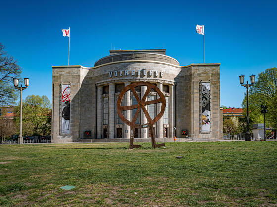 Berlin Mitte, Theater Volksbühne am Rosa Luxemburg Platz Berlin