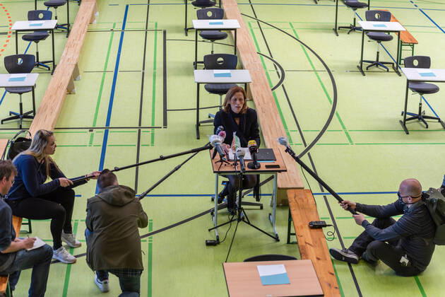 Kiel, Goethe Gemeinschaftsschule, 20.04.2020 Statement der Bildungsministerin Schleswig-Holstein Karin Prien zur Prüfungssituation in Kieler Schulen laut Empfehlungen des RKI. In der Goethe Gemeinschaftsschule laufen die Vorbereitungen zu den Prüfungen ESA und MSA auf Hochtouren. Ebenso könnten ab dem 11. Mai in der Mensa Abiturprüfungen für anderen Schulen durchgeführt werden. Kiel Ravensberg Schleswig-Holstein Deutschland