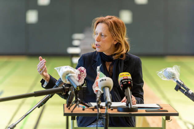 Kiel, Goethe Gemeinschaftsschule, 20.04.2020 Statement der Bildungsministerin Schleswig-Holstein Karin Prien zur Prüfungssituation in Kieler Schulen laut Empfehlungen des RKI. In der Goethe Gemeinschaftsschule laufen die Vorbereitungen zu den Prüfungen ESA und MSA auf Hochtouren. Ebenso könnten ab dem 11. Mai in der Mensa Abiturprüfungen für anderen Schulen durchgeführt werden. Kiel Ravensberg Schleswig-Holstein Deutschland