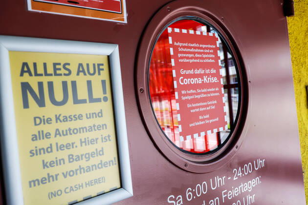 DEU; Deutschland, Baden-Württemberg, Stuttgart, 20.04.2020 - Spielhalle geschlossen. Auswirkungen der Corona-Pandemie.