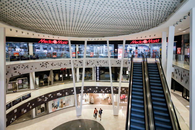 DEU; Deutschland, Baden-Württemberg, Stuttgart, 20.04.2020 - Einkaufszentrum Milaneo. Die allermeisten Läden und Shops sind geschlossen. Auswirkungen der Corona-Pandemie.