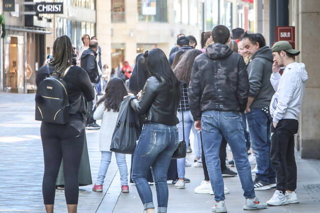 Tag 1 nach Shutdown 2020.04.20 Dortmund nach dem Shutdown. So ist die Lage am ersten Tag in der Dortmunder Fussgängerzoone auf dem Westenhellweg. Dortmund NRW Germany