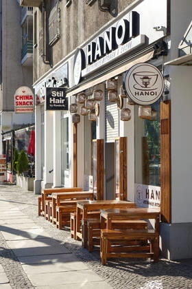 20.04.2020,Berlin,Deutschland,GER,die Stadt zu Zeiten der Corona Pandemie. Asia Restaurant in der Kantstrasse.
