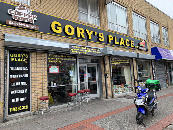April 20, 2020, Brooklyn, USA: (NEW) Some stores are now re-opening amid Covid-19. April 20,2020,Brooklyn,New York,USA: Even with the extension and stay at home order issued by the Governor of New York State,Andrew Cuomo till May 10, some stores are now starting to re-open in Brooklyn while some stores continued to be closed. The essential services continued to be in effect,some streets are empty and people are seen using face masks as demanded by the government new law...Credit: Thenews2 Brooklyn - ZUMAn293 20200420_znp_n293_023 Copyright: xNiyixFotex