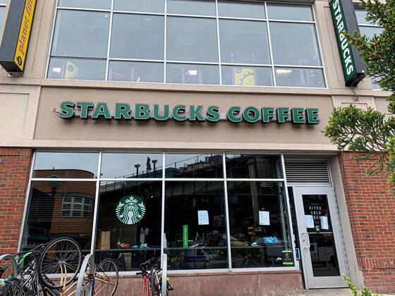 April 20, 2020, Brooklyn, USA: (NEW) Some stores are now re-opening amid Covid-19. April 20,2020,Brooklyn,New York,USA: Even with the extension and stay at home order issued by the Governor of New York State,Andrew Cuomo till May 10, some stores are now starting to re-open in Brooklyn while some stores continued to be closed. The essential services continued to be in effect,some streets are empty and people are seen using face masks as demanded by the government new law...Credit: Thenews2 Brooklyn - ZUMAn293 20200420_znp_n293_027 Copyright: xNiyixFotex