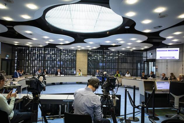 2020-04-21 12:12:52 DEN HAAG - Technische briefing corona-app in de Tweede KamerLAURENS VAN PUTTEN HH  Copyright: xx x409707068x