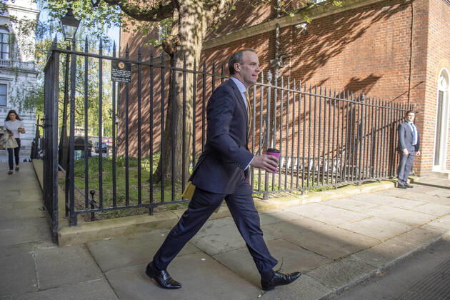 . 21 04 2020. London, United Kingdom. Foreign Secretary Dominic Raab in Downing Street, London as the Coronavirus lockdown continues.  xi-Imagesx IIM-21046-0002