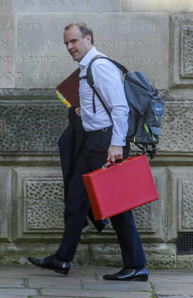 . 21 04 2020. London, United Kingdom. Foreign Secretary Dominic Raab in Downing Street, London as the Coronavirus lockdown continues.  xi-Imagesx IIM-21046-0015
