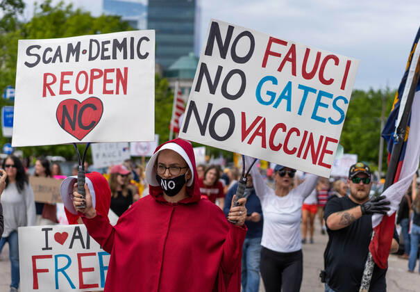 April 20, 2020, Raleigh, NC, USA: ReOpenNC protesters calling for ending or relaxing coronavirus executive orders in Raleigh, NC Tuesday, April 21, 2020. Raleigh USA - ZUMAd43_ 20200420_znp_d43_003 Copyright: xMehmetxDemircix