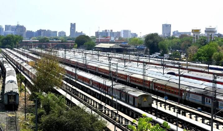NEW DELHI, INDIA - APRIL 21: Train coaches seen at a parking bay in New Delhi Railway Station during lockdown on April 21, 2020 in New Delhi, India. (Photo by Sonu Mehta Hindustan Times) Nationwide Lockdown In India To Curb Spread Of Coronavirus Covid-19 Pandemic