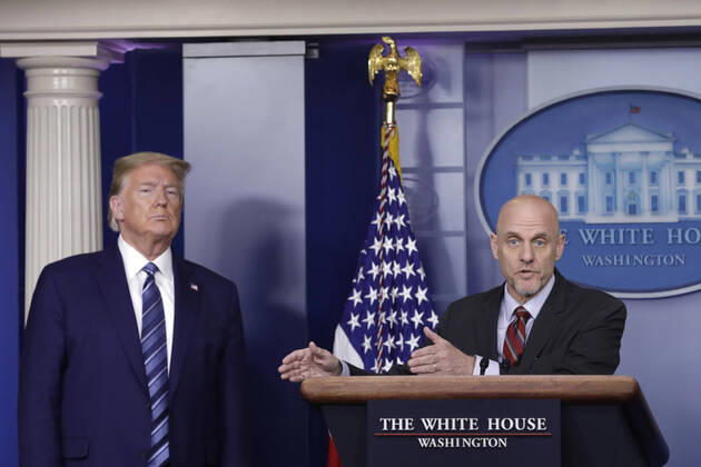 Stephen Hahn, Commissioner, United States Food and Drug Administration (FDA) speaks next to US President Donald J. Trump at the Coronavirus Task Force press briefing at the White House in Washington on April 21, 2020. Copyright: xGripasx xPoolxviaxCNPx xMediaPunchx