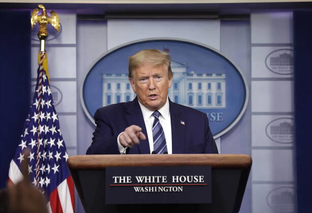 United States President Donald J. Trump speaks at the Coronavirus Task Force press briefing at the White House in Washington on April 21, 2020. Copyright: xGripasx xPoolxviaxCNPx xMediaPunchx