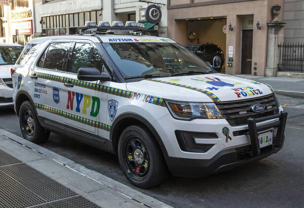 News Bilder des Tages New York daily life amid COVID-19 pandemic Specially marked police car parked downtown Manhattan during COVID-19 pandemic. New York New York United States Copyright: LevxRadin