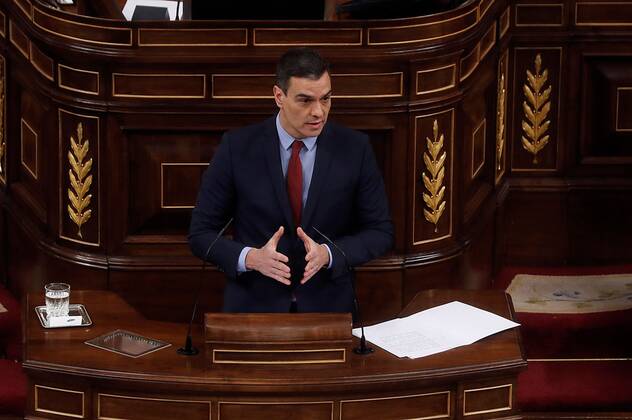 Spanish Prime Minister, Pedro Sanchez, delivers a speech during a new Spanish Government s question time session at Lower Chamber of Spanish Parliament, in Madrid, Spain, 22 April 2020. Government will expound the results of the lastest European Council meetings and the reasons to ask for the third extension of the state of alarm declared due to coronavirus outbreak. Spanish Government s question time session at Lower Chamber !ACHTUNG: NUR REDAKTIONELLE NUTZUNG!  Copyright: xJ.J.xGuillenx GRAF3897 20200422-637231444749267149