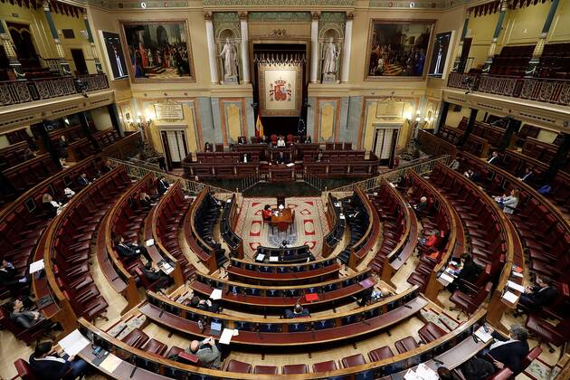 General view of the speech of Prime Minister, Pedro Sanchez during a new Spanish Government s question time session at Lower Chamber of Spanish Parliament, in Madrid, Spain, 22 April 2020. Government will expound the results of the lastest European Council meetings and the reasons to ask for the third extension of the state of alarm declared due to coronavirus outbreak. Spanish Government s question time session at Lower Chamber !ACHTUNG: NUR REDAKTIONELLE NUTZUNG!  Copyright: xJ.J.xGuillenx GRAF3894 20200422-637231446035169853