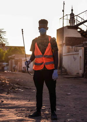 April 21, 2020, Khartoum, Khartoum, Sudan: Sudanese spray disinfectant as a preventive measure amid fears of the spread of the coronavirus disease (COVID-19) in Khartoum, Sudan, on April 21, 2020 Khartoum Sudan - ZUMAap3_ 20200421_zaf_ap3_126 Copyright: xFaizxAbuxBakrx