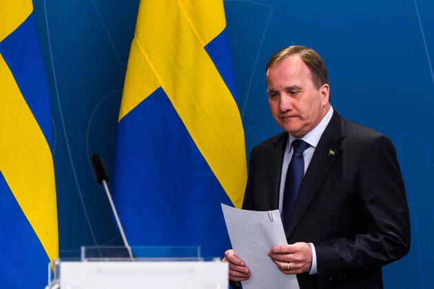200422 Stefan Löfven, Prime Minister of Sweden, arrives at a press conference with the government of Sweden regarding the coronavirus, Covid-19, on April 22, 2020 in Stockholm. Photo: Maxim ThorÃ BILDBYRAN kod MT bbeng presskonferens regeringen politik corona virus coronaviruset covid-19 press conference public events coronavirus Copyright: MAXIMxTHORE 0047207697st