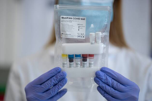 The first all-Polish test for the coronavirus The first all-Polish test for the coronavirus at the the Institute of Bioorganic Chemistry of the Polish Academy of Science on April 22, 2020 in Poznan, Poland. The test has been already produced and came into use. EN_01425834_0002 