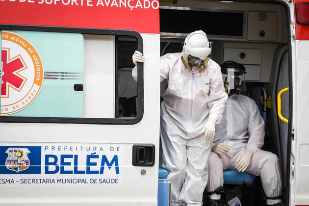 BELÉM, PA - 22.04.2020: CORONAVÍRUS EM BELÉM - Pará reaches 1,195 cases and has 90% of the ICU beds occupied for treatment of Covid-19 this Wednesday (22). State has 580 beds available. Government awaits the arrival of respirators from China to install an additional 400 beds. In the photo, Policlínica de Belém returns to work and has already served 380 people, agglomerations and queues marked the second day of the unit& 39;sp;quot;uot;open doors" serv (e. x1906551x  FilipexBispo