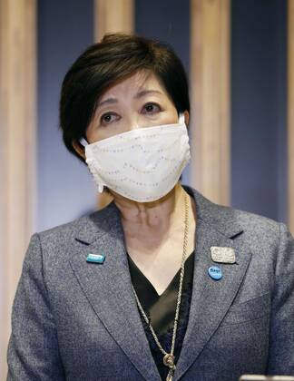New coronavirus Tokyo Gov. Yuriko Koike speaks to reporters in Tokyo on April 22, 2020, after holding talks with economic revitalization minister Yasutoshi Nishimura over the coronavirus pandemic. 