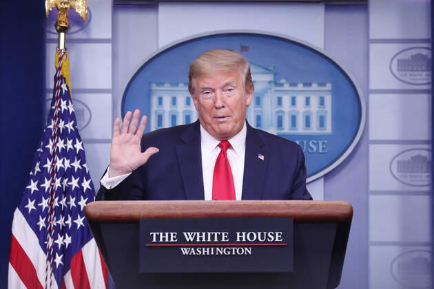 April 22, 2020, Washington, District of Columbia, USA: US President Donald J. Trump is joined by members of the Coronavirus Task Force to deliver remarks on the COVID-19 pandemic in the James S. Brady Press Briefing Room of the White House in Washington, DC, USA, 22 April 2020 Washington USA - ZUMAs152 20200422_zaa_s152_061 Copyright: xMichaelxReynoldsx