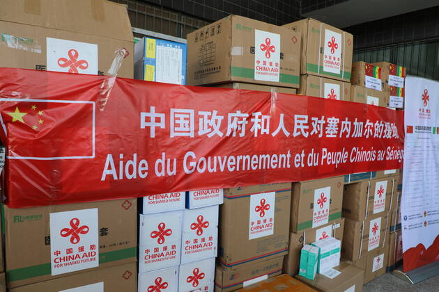 (200423) -- DAKAR, April 23, 2020 (Xinhua) -- Photo shows the second batch of medical aids offered by Chinese government to Senegal in Dakar, Senegal, April 22, 2020. The second batch of medical aids offered by Chinese government to Senegal was received Wednesday by Senegalese Minister of Health and Social Action Abdoulaye Diouf Sarr in Dakar. (Photo by Eddy Peters Xinhua) SENEGAL-MEDICAL AIDS-CHINA 