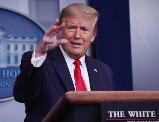 April 22, 2020, Washington, District of Columbia, USA: US President Donald J. Trump is joined by members of the Coronavirus Task Force to deliver remarks on the COVID-19 pandemic in the James S. Brady Press Briefing Room of the White House in Washington, DC, USA, 22 April 2020 Washington USA - ZUMAs152 20200422_zaa_s152_066 Copyright: xMichaelxReynoldsx