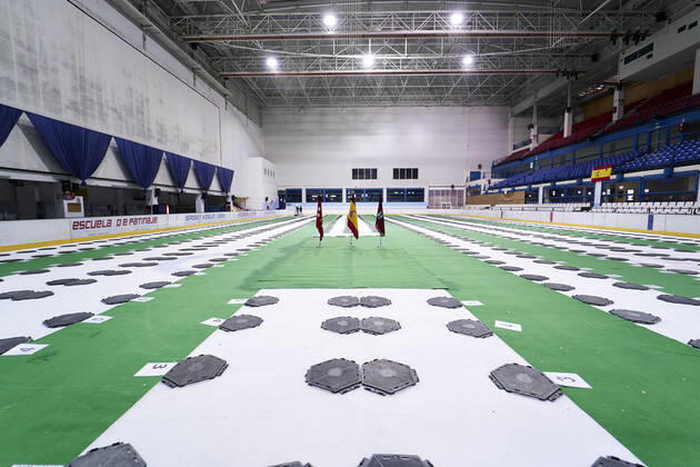 April 22, 2020, Madrid, Spain: A general view of the Palacio de Hielo morgue during its closure..Spanish Authorities held a ceremony to mark the closure of a makeshift morgue for covid 19 victims which had been operating at Madrid™s Palacio de Hielo ice rink. Madrid Spain - ZUMAs197 20200422_zaa_s197_204 Copyright: xLeganxP.xMacex
