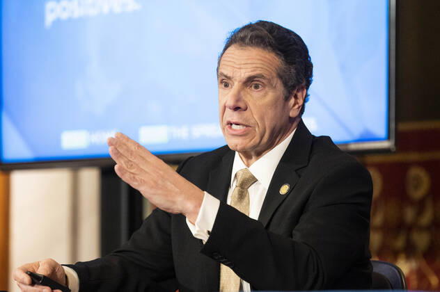 News Bilder des Tages April 22, 2020, Albany, NY, U.S: April 22, 2020 - Albany, NY, United States: New York Governor ANDREW CUOMO (D) speaking at a press Conference at the State Capitol. Albany U.S. - ZUMAb161 20200422_zap_b161_043 Copyright: xMichaelxBrochsteinx