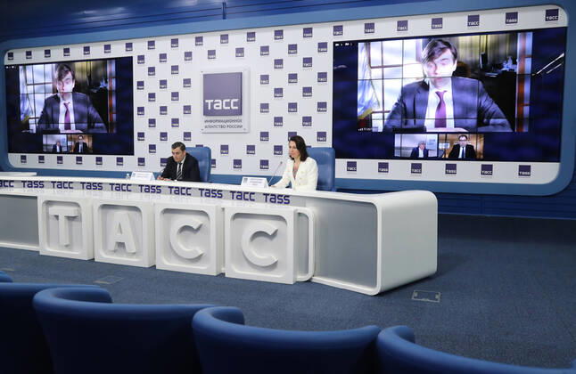 MOSCOW, RUSSIA - APRIL 23, 2020: Alexander Khinshtein (L), chairman of the Russian State Duma s Information Policy, Information Technologies, and Communications Committee, during an online press conference on launching an educational TV project titled My Online School for senior high school students. Sergei Savostyanov TASS  TS0D6C35