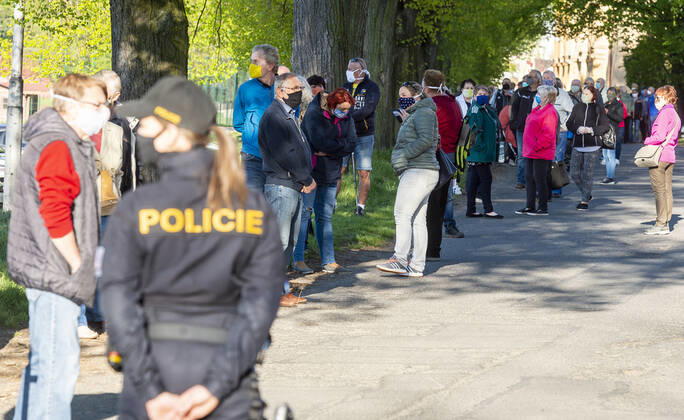 People waiting queue to take a sample for a covid-19 test, on April 23, 2020, in Litomerice, Czech Republic. Across-the-board testing of population for new coronavirus began today. Test points open in Prague at 10:00, in Brno and Litomerice at 8:00. The goal is to find out the presence of coronavirus in Czech population. (CTKxPhoto OndrejxHajek) CTKPhotoP202004230299301 HAJ 07