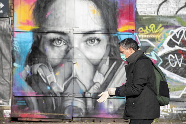 Coronavirus in Großbritannien, Eindrücke aus London . 22 04 2020. London, United Kingdom. Coronavirus murals in London.  xi-Imagesx IIM-21053-0014