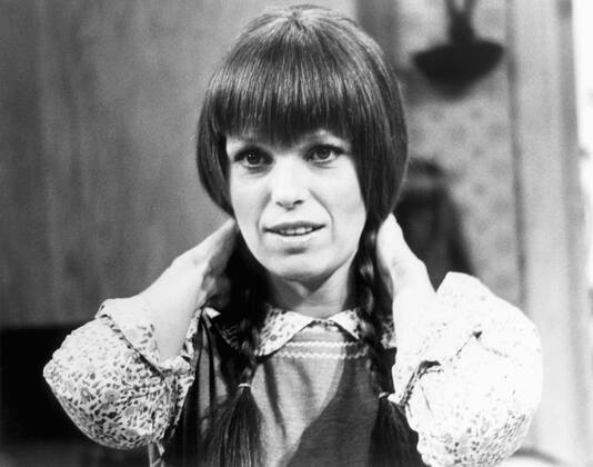 MARY HARTMAN MARY HARTMAN, Louise Lasser, 1976-78 Courtesy Everett Collection !ACHTUNG AUFNAHMEDATUM GESCHÃ„TZT! PUBLICATIONXNOTxINxCANxCHNxFRAxITAxJPNxNORxPOLxRUSxESPxUKxUSA Copyright: xCourtesyxEverettxCollectionx TBDMAHA EC013