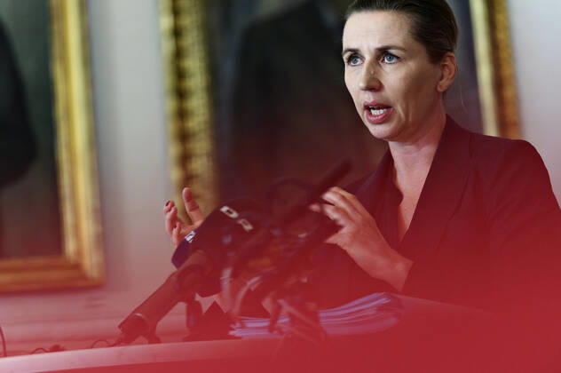 Statsminister Mette Frederiksen (S) taler med pressen efter et partiledermoede om genaabning paa Christiansborg, torsdag den 23. april 2020. Partilederne moedes om teststrategi og den videre proces frem mod fase to af genaabningen af Danmark efter covid-19 nedlukningerne.. , Copenhagen Denmark Copyright: PhilipxDavali PhilipxDavalix cop105 spdk20200423-152832-L