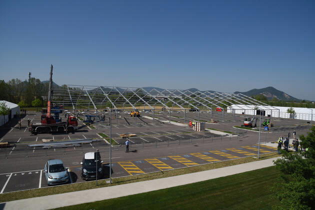 construction of the field hospital at monselice donated from qatar to italy during Construction of The Qatar Field Hospital at Monselice, Health in monselice (pd), Italy, April 23 2020  Copyright: xLM SimonexPiccirillix xIPAx xLivexMediax 0