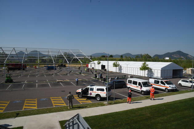 construction of the field hospital at monselice donated from qatar to italy during Construction of The Qatar Field Hospital at Monselice, Health in monselice (pd), Italy, April 23 2020  Copyright: xLM SimonexPiccirillix xIPAx xLivexMediax 0