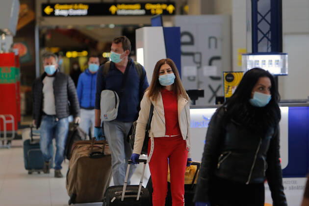(200423) -- BUCHAREST, April 23, 2020 (Xinhua) -- Seasonal workers from Romania to the United Kingdom for agricultural harvest arrive for their departure flight amid COVID-19 pandemic at the Henri Coanda International Airport near Bucharest, Romania, on April 23, 2020. Romania has reported 386 new COVID-19 cases in the past 24 hours, bringing the total number of confirmed cases to 10,096, local authorities said on Thursday. (Photo by Cristian Cristel Xinhua) ROMANIA-BUCHAREST-COVID-19-SEASONAL WORKERS 