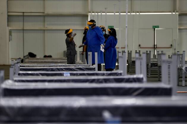 Coronavirus in Ecuador, Eindrücke View of beds that will be occupied by COVID-19 patients, at the Parque Bicentenario Conventions Center of Quito, Ecuador, 23 April 2020. Ecuador doubled its official number of infections to 22,160 after obtaining the results of thousands of delayed COVID-19 tests, Health Minister Juan Carlos Zevallos reported at a press conference. Ecuador doubles cases of COVID-19 after obtaining data of delayed tests !ACHTUNG: NUR REDAKTIONELLE NUTZUNG!  Copyright: xJosexJacomex AME5257 20200424-637232859829289532