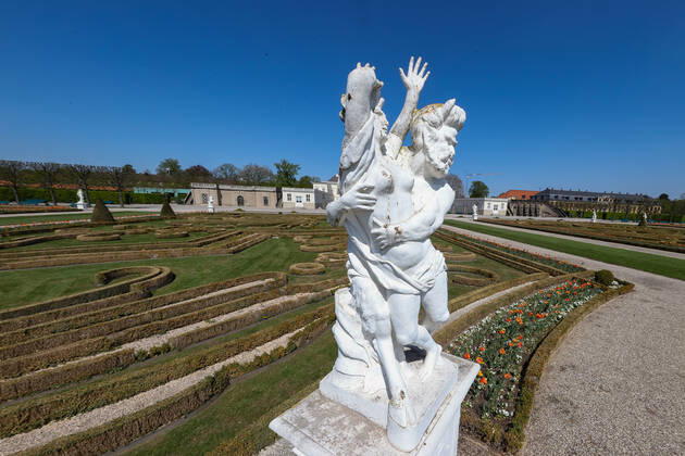 Hannover, 24.04.2020, Corona-Krise nach Shutdown öffnen ab heute wieder die Herrenhäuser Gärten-Berggarten,