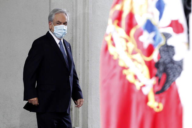 Santiago, April 24, 2020 The President of the Republic, Sebastian Pinera, makes a public statement at the Palacio de La Moneda Dragomir Yankovic Aton Chile, Santiago Chile Aton 414221  Copyright: DRAGOMIRxYANKOVIC ATONxCHILE