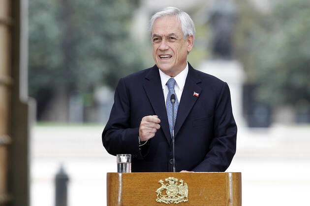 Santiago, April 24, 2020 The President of the Republic, Sebastian Pinera, makes a public statement at the Palacio de La Moneda Dragomir Yankovic Aton Chile, Santiago Chile Aton 414224  Copyright: DRAGOMIRxYANKOVIC ATONxCHILE