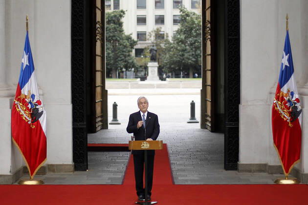 Santiago, April 24, 2020 The President of the Republic, Sebastian Pinera, makes a public statement at the Palacio de La Moneda Dragomir Yankovic Aton Chile, Santiago Chile Aton 414229  Copyright: DRAGOMIRxYANKOVIC ATONxCHILE