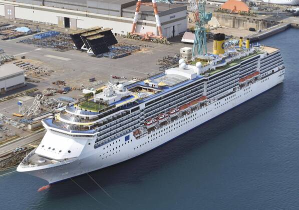 New coronavirus Photo taken from a Kyodo News helicopter shows the Costa Atlantica cruise ship anchored in the southwestern Japan city of Nagasaki on April 25, 2020. The Nagasaki prefectural government said the same day that 148 of 623 crew members have so far tested positive for the new coronavirus. 