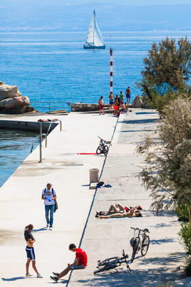 Sunny spring day at Bacvice Beach 26.04.2020., Croatia, Split - Sunny spring day at Bacvice Beach. MilanxSabic PIXSELL