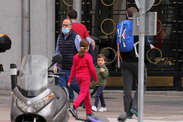 Some families in the streets of Madrid during the first day of permission so that the children can spend an hour daily on the street during the health crisis due to the Covid-19 virus pandemic - Coronaviruss. April 26,2020. (2020042686)