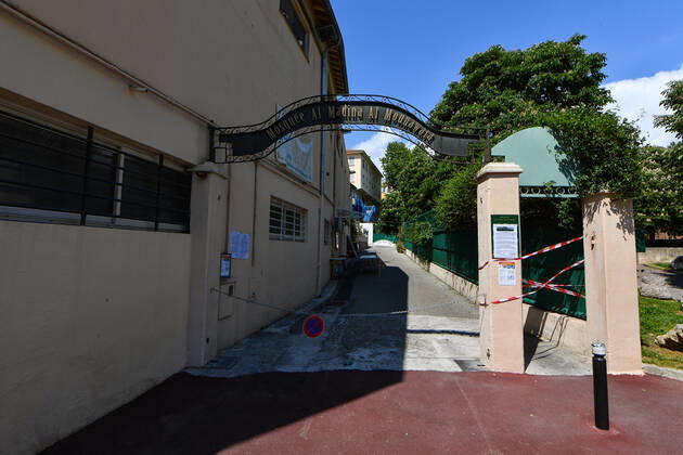 COVID-19 Coronavirus : La Mosquee de Cannes fermee au premier jour du ramadan Coronavirus in France : The Mosque of Cannes closed on the first day of Ramadan 254684 2020-04-26  Copyright: xL.Urmanx xStarfacex STAR_254684_001