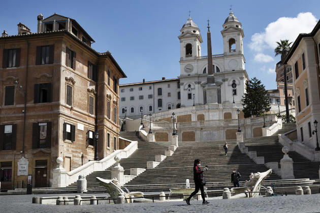 April 27, 2020, Roma, Roma, Italy: Daily life in the streets of Roma during the Covid-19 outbreak..The Italian prime minister Giuseppe Conte has announced the Ã¢â‚¬oeFase 2Ã¢â‚¬Â (second fase) from the 4th of May..All the city, as all the whole country, is under quarantine and the movement are restricted to the necessary. .The streets of the city are empty and controled by the amry. Roma Italy - ZUMAt147 20200427_zip_t147_011 Copyright: xMatteoxTrevisanx