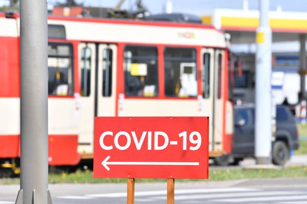 Drive & Go-Thru mobile tent for testing for the coronavirus at the Energa Arena in Gdansk Drive & Go-Thru mobile tent for testing for the coronavirus at the Energa Arena on April 27, 2020 in Gdansk, Poland EN_01426432_0058 
