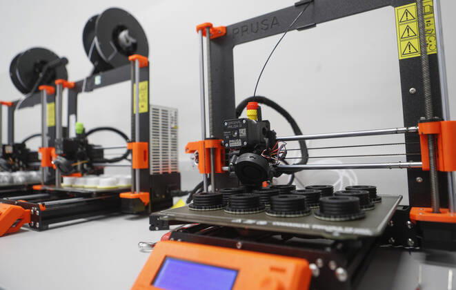 Production of face shields and face masks with 3D printer in Rzeszow Production of face shields and face masks with 3D printer in one of the public schools on April 27, 2020 in Rzeszow, Poland EN_01426474_0013